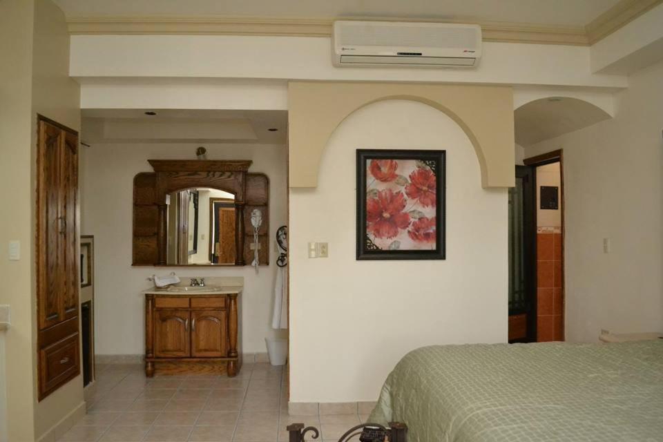 Maria Bonita Suites Agua Prieta ภายนอก รูปภาพ